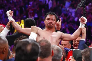 Người hùng Philippines vừa hạ tay đấm Thurman 