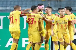 SL Nghệ An 'ngộp' vì Thiên Trường