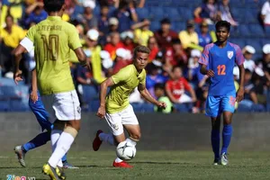 Vòng loại World Cup 2022 cận kề, tuyển Thái Lan còn ‘đánh lẻ’