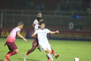 Đá 'sân nhà' Thống Nhất, HA Gia Lai vẫn thua