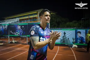 Văn Lâm mất vị trí xuất sắc vào tay thủ môn tuyển Philippines