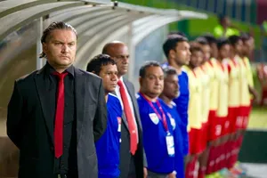 HLV Popov chuẩn bị 'khủng' cho U-22 Myanmar đá SEA Games 30