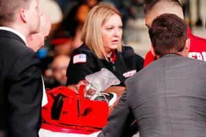 Tình hình võ sĩ Patrick Day ngày càng nguy kịch