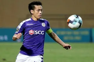 Báo Thái đặt câu hỏi Văn Quyết sao không được gọi vào tuyển?