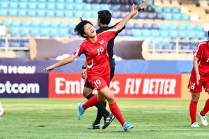 Nhìn Úc thua thảm Nhật Bản lại tiếc cho Việt Nam