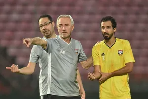 Gặp Việt Nam, truyền thông UAE gây áp lực với HLV Van Marwijk