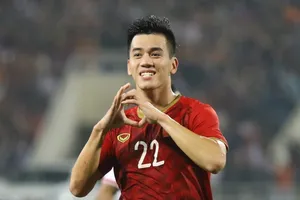 Tuyển Việt Nam bứt phá cực đỉnh