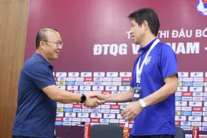 Báo chí Thái Lan: HLV Nishino không còn đường lùi