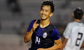 Chuyên gia sân cỏ nhân tạo Campuchia lên ngôi đầu SEA Games 30
