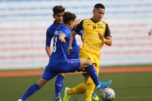'Ông hoàng' U-22 Brunei cứ 'chạy xe không mãi'