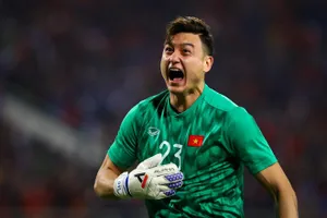 Muangthong tính đường bán Văn Lâm để kiếm lời