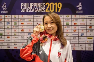 Mặt trái của tấm HCV: Dọn nhà vệ sinh rồi mới thành tài