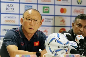 Thầy Park: Làm HLV tuyển Hàn Quốc ư? Tôi không đi đâu cả