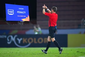 Phó chủ tịch LĐBĐ Malaysia: ‘Không VAR gì cả’
