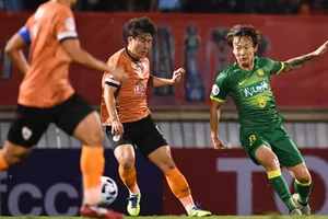 Nhà vô địch Thai-League thua CLB Trung Quốc 