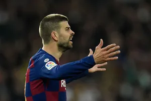 Barcelona mất ngôi đầu sau El Clasico, Pique nói gì?