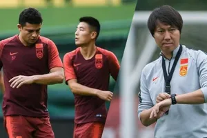 Vì sao HLV Li Tie của Trung Quốc vẫn vào được Tây Ban Nha?