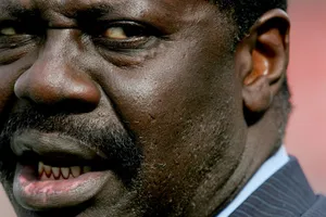 Lại một cựu chủ tịch CLB nổi tiếng chết vì COVID-19