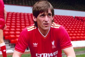 Huyền thoại Liverpool mắc COVID-19