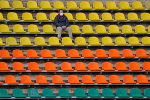 Giải đấu duy nhất châu Âu trong mùa dịch cũng đang… tự chết