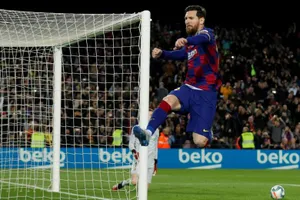 Tây Ban Nha quyết 4 suất Champions League nếu hủy mùa giải