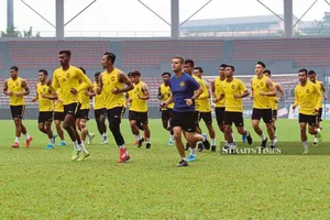 Đối thủ của tuyển Việt Nam lo bị cách ly ở vòng loại World Cup