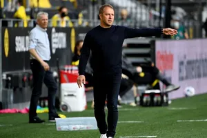 HLV vô danh giúp Bayern Munich hướng đến mục tiêu ăn ba