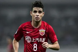 Ngôi sao tuyển Brazil sẽ khoác áo tuyển Trung Quốc?