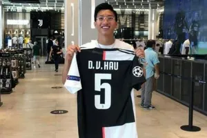 Đoàn Văn Hậu khoác chiếc áo số 5 Juventus
