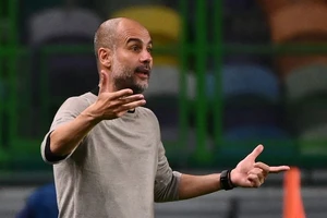 Pep và Rudi nói gì sau chiến thắng bất ngờ của Lyon?