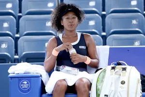 Naomi Osaka bỏ giải phản đối cảnh sát Mỹ