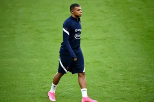 Dương tính COVID-19, Mbappe vắng trận gặp Croatia
