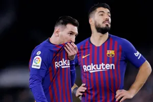 Giải mã thông điệp Messi tiễn Suarez ra đi
