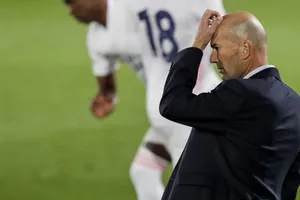 Zidane lệnh cho học trò im lặng... là vàng