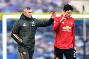 MU đá kiểu này khó 'trảm' Solskjaer