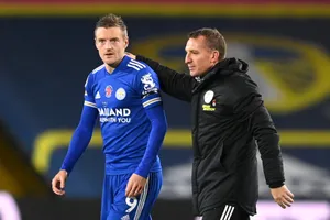 Lên ngôi đầu, Rogers mơ về một Ranieri