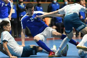 Đá giao hữu, thắng giao hữu và tiền nhiều