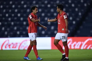 'Cắt đuôi', Dusit gửi cảnh báo đến đồng nghiệp Việt Hoàng