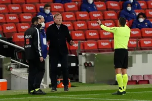 Thắng đậm nhưng Koeman vẫn cay VAR