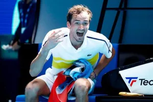 Chung kết đơn nam AO: Núi cao nhưng kẻ chinh phục lại lì