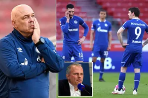 Giải quyết khủng hoảng, Schalke đuổi hết