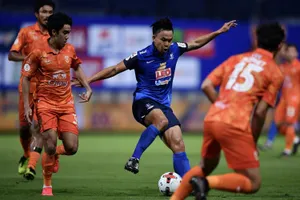 Đối thủ của Viettel lên ngôi sớm 6 vòng