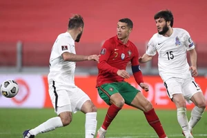 Gặp đội dưới cả Việt Nam mà đội của Ronaldo chỉ ăn may