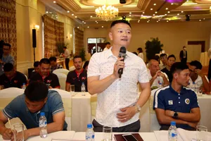 Có cựu ‘thần đồng’, có thầy Giôm và cả cựu vua phá lưới