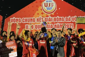 Thầy Giôm có vẻ... chấp nhận về nhì