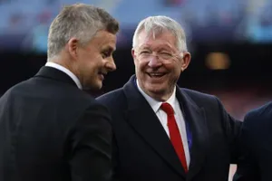 Sir Alex ‘bảo kê’ cho Solskjaer