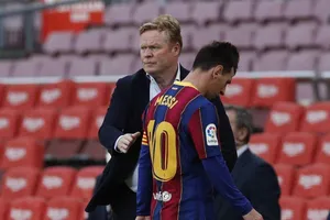 Koeman: 'Tương lai của tôi, đừng hỏi tôi'