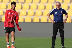 Van Marwijk 'kích hoạt' tuyển UAE