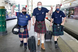 UEFA ra tối hậu thư với Anh