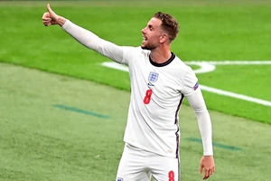 Cậu học trò Henderson 'chơi kỳ' với ông thầy Southgate